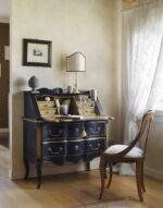 Bureau in lengo sagomato con ribalta (piccola)