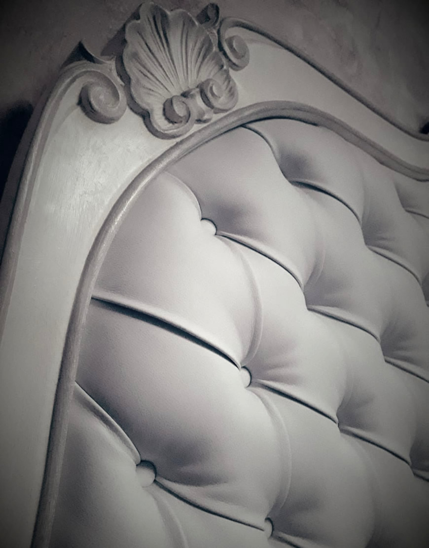 table Letto matrimoniale intaglio conchiglia
