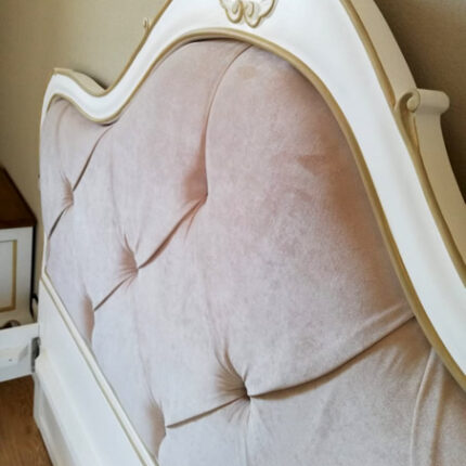 Letto matrimoniale con conchiglia imbottito