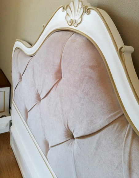 table Letto matrimoniale con conchiglia imbottito