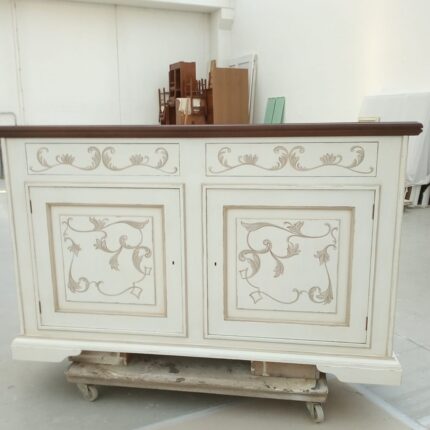 Credenza dipinta 2 ante e 2 cassetti