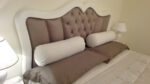 Letto a cuore imbottitura pavone
