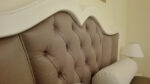Letto a cuore imbottitura pavone