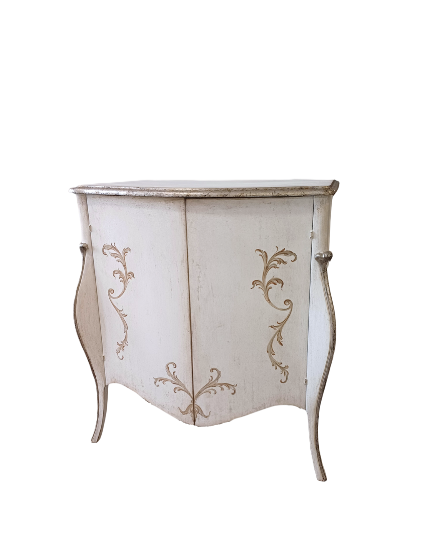 Credenza a due ante Credenza a due ante