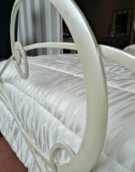 Letto in ferro battuto con imbottitura