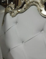 Letto matrimoniale intagliato