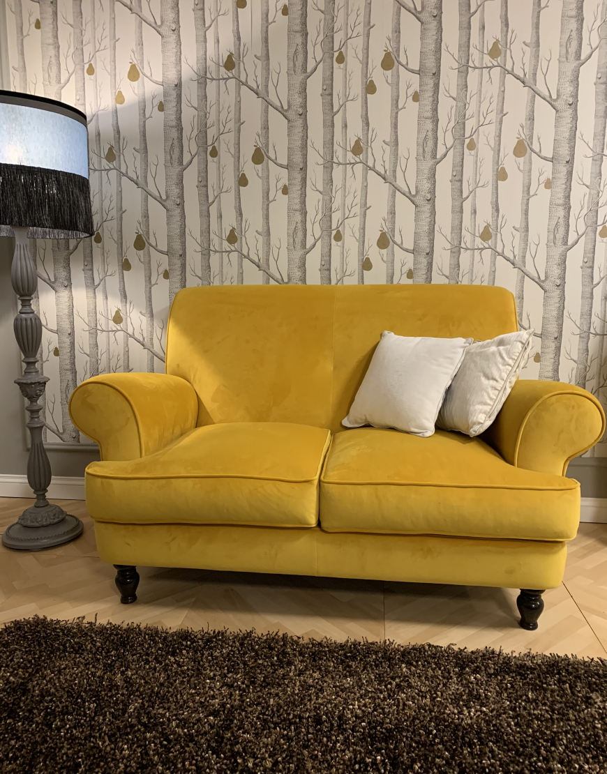 table Divano due posti in velluto idrerepellente giallo