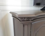 Credenza sagomata