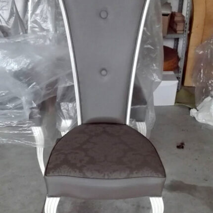 Sedia schienale alto